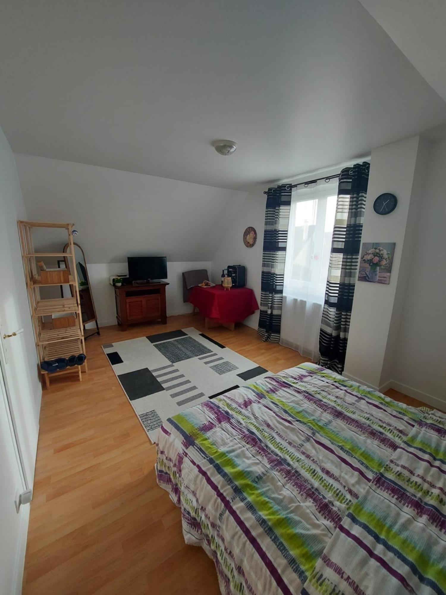 Chambres Et Table D'Hotes - Chez Paul Et Emilia Villers-Cotterêts Zewnętrze zdjęcie